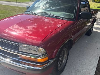 Used 1999 Chevrolet S10 Pickup LS w/ Preferred Equipment Group