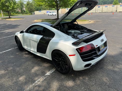 Used 2011 Audi R8 V10 AWD/4WD image 12