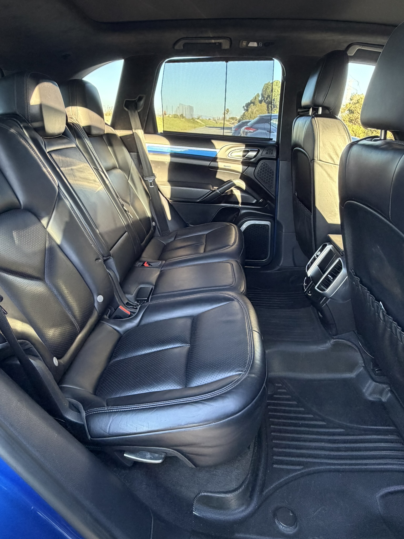 Used 2017 Porsche Cayenne S AWD/4WD image 18