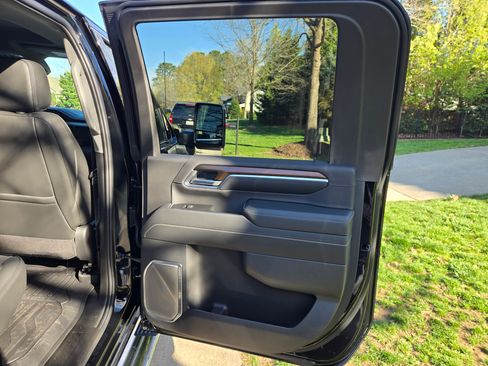 Used 2026 GMC Sierra 2500 Denali w/ Technology Package image 14