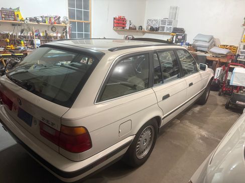 Used 1992 BMW 525i Wagon RWD image 13