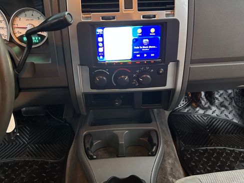 Used 2006 Dodge Dakota SLT image 24