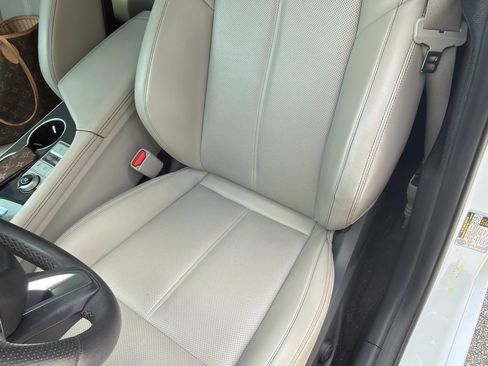 Used 2020 Genesis G70 2.0T RWD image 13