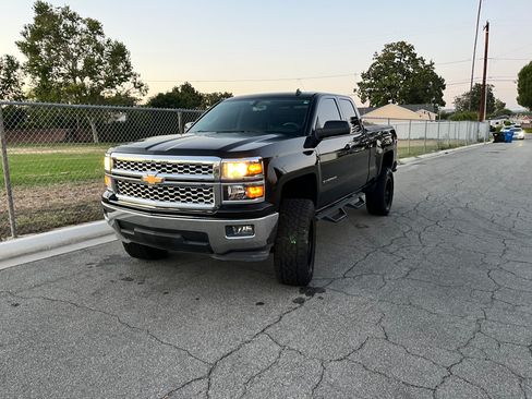 Used 2014 Chevrolet Silverado 1500 LT w/ LT Convenience Package RWD image 2