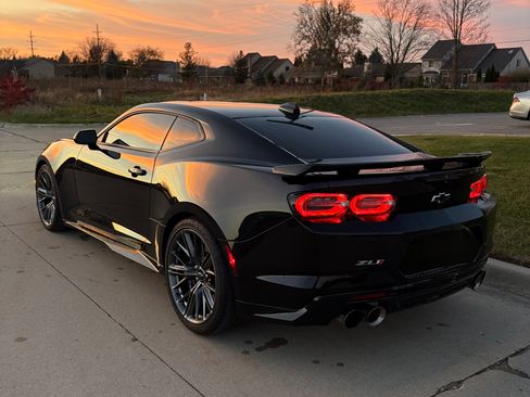 Used 2023 Chevrolet Camaro ZL1 image 6