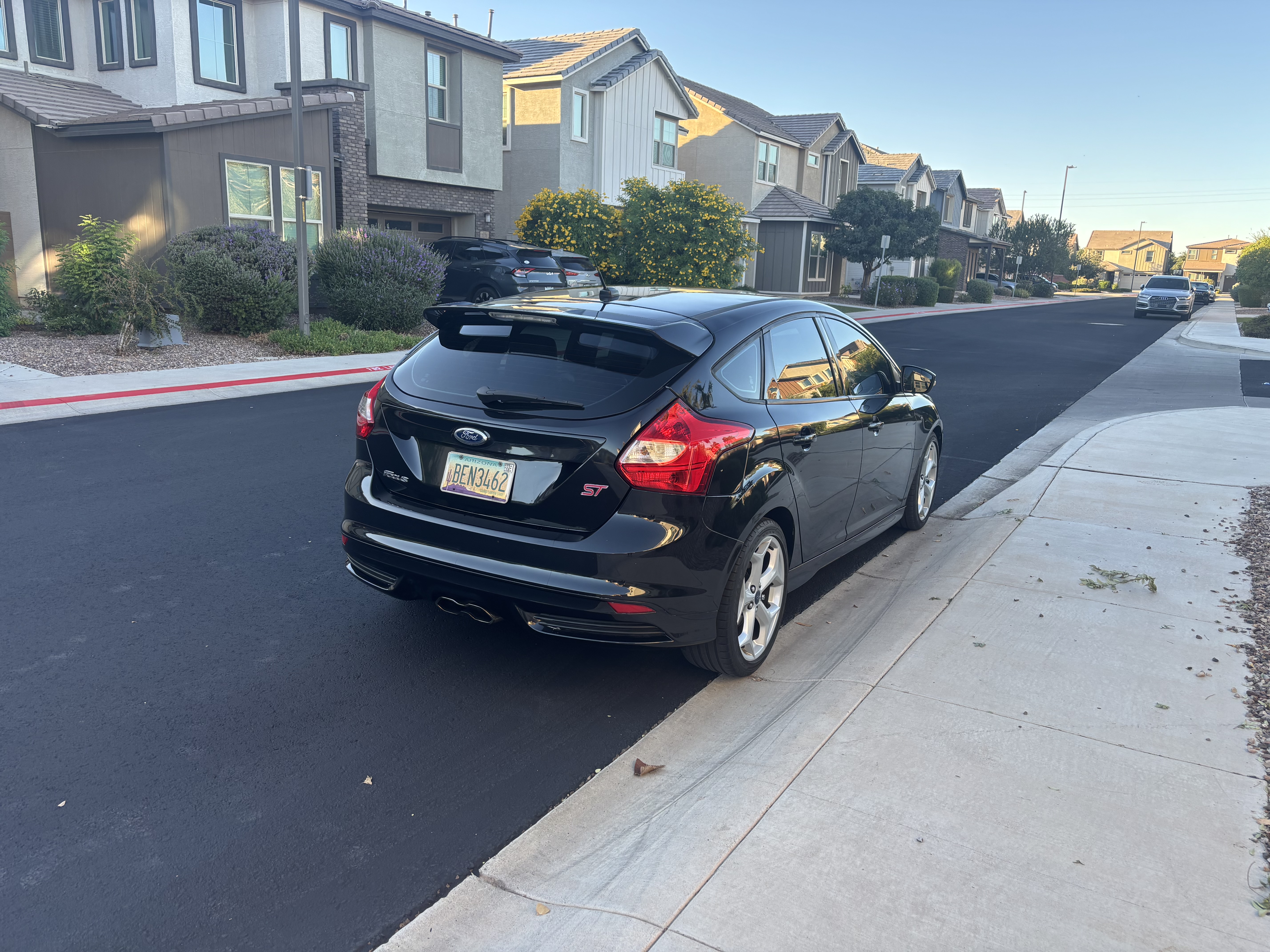 Used 2013 Ford Focus ST FWD image 4
