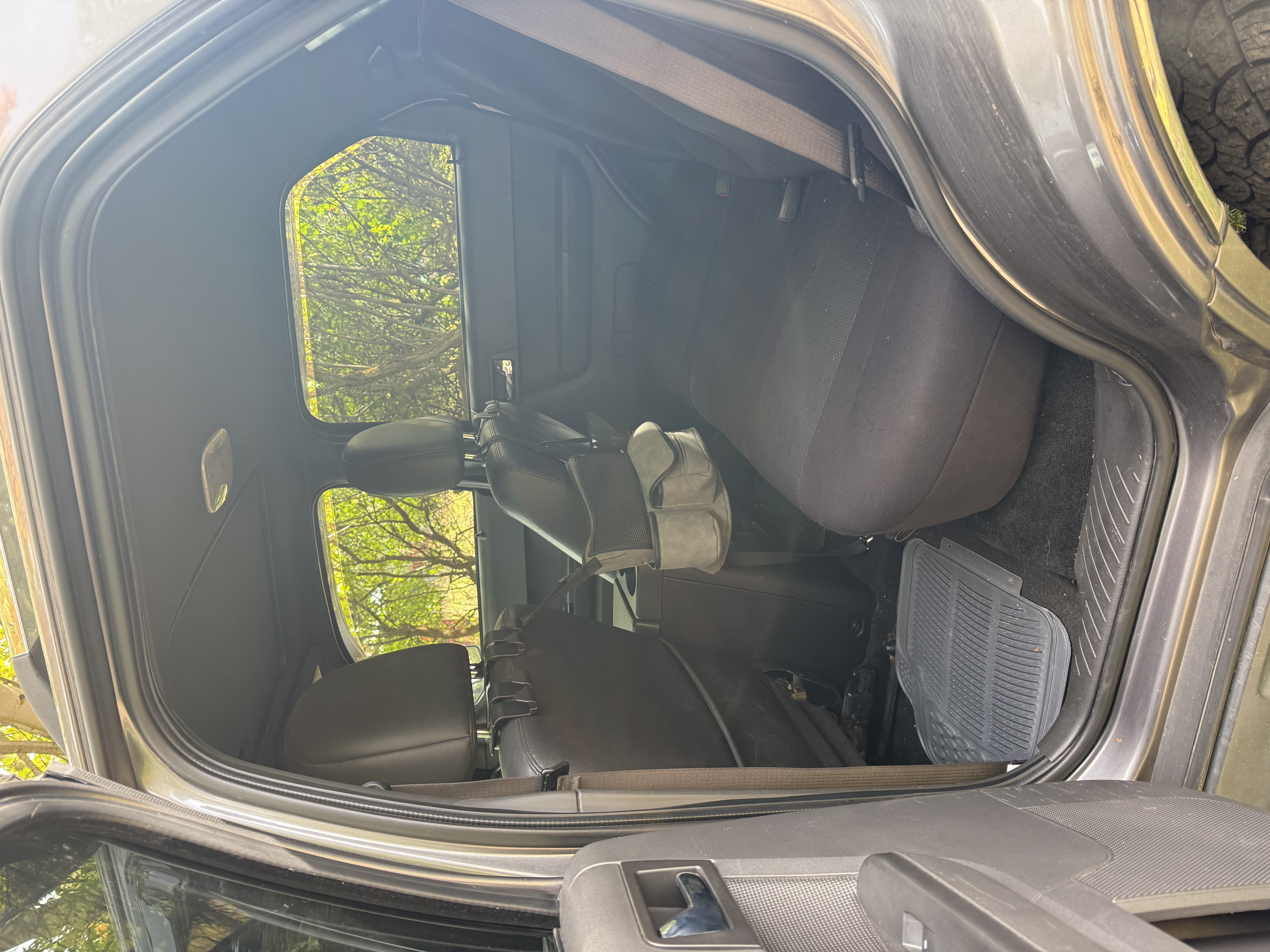 Used 2012 Ford Escape Limited FWD image 10