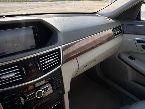 Used 2013 Mercedes-Benz E 350 Sedan image 14