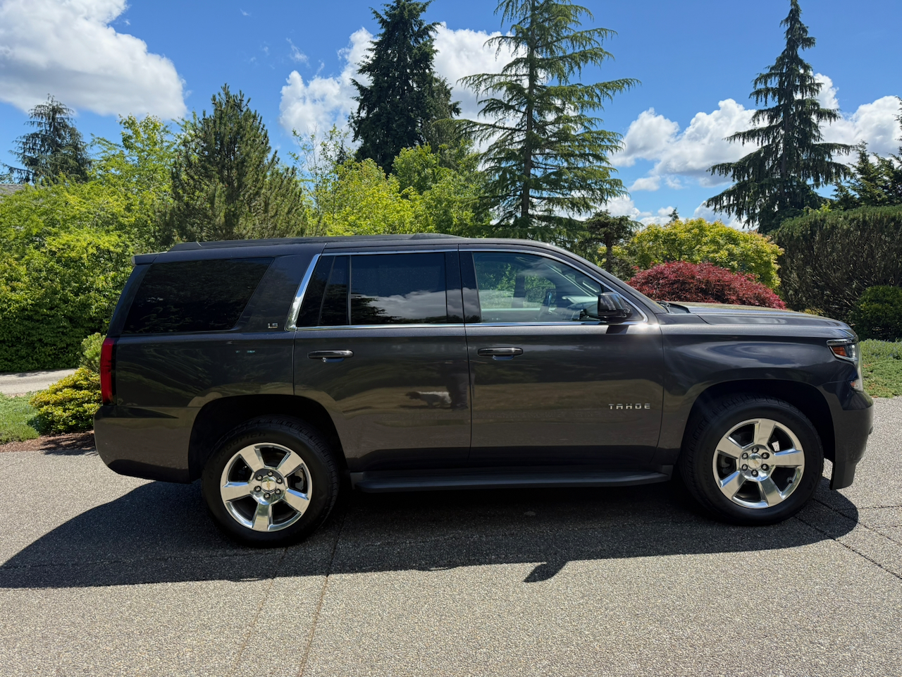Used 2016 Chevrolet Tahoe LS w/ Max Trailering Package AWD/4WD image 2