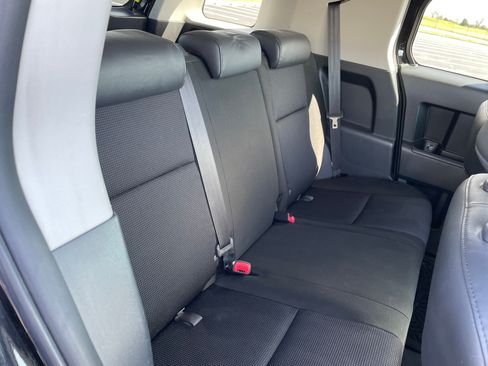 Used 2008 Toyota FJ Cruiser 4WD image 14