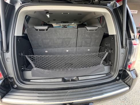 Used 2019 GMC Yukon Denali w/ Denali Ultimate Package image 10