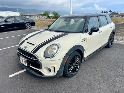 Used 2017 MINI Cooper Clubman S FWD image 9