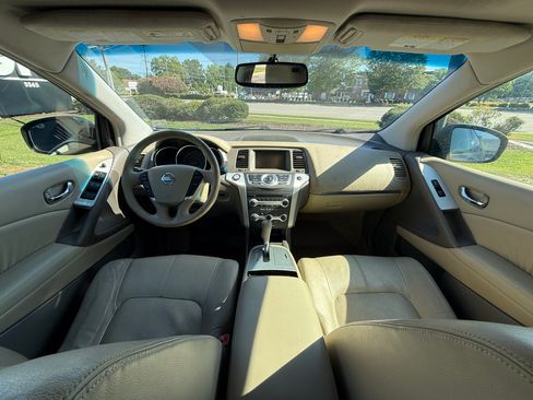 Used 2010 Nissan Murano SL w/ Leather Pkg AWD/4WD image 13