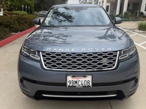 Used 2019 Land Rover Range Rover Velar S image 12