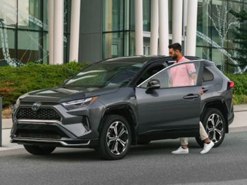 Used 2023 Toyota RAV4 XSE image 2