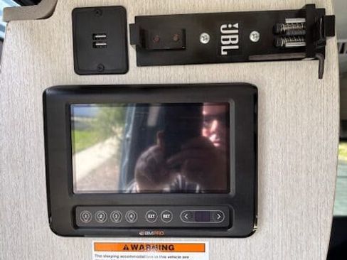 Used 2020 Mercedes-Benz Sprinter 2500 image 11