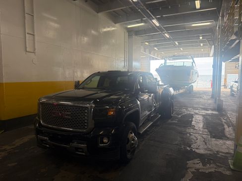 Used 2015 GMC Sierra 3500 Denali w/ Duramax Plus Package AWD/4WD image 2