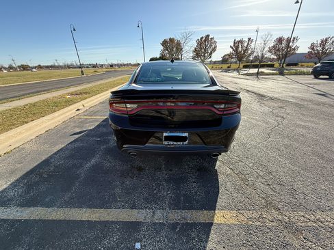 Used 2023 Dodge Charger R/T w/ Blacktop Package image 5