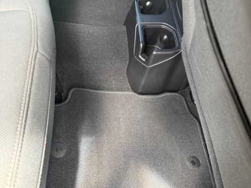 Used 2018 Jeep Wrangler Unlimited Sport AWD/4WD image 10
