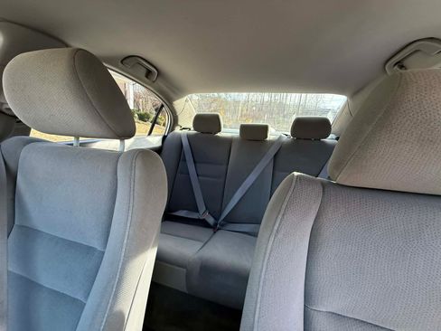 Used 2010 Honda Civic DX-VP image 19