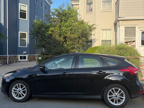 Used 2016 Ford Focus SE FWD image 8