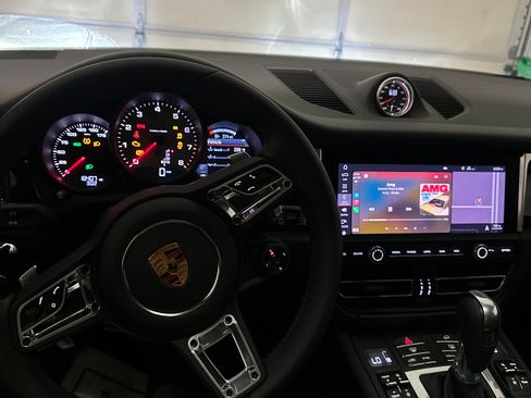 Used 2021 Porsche Macan S AWD/4WD image 27