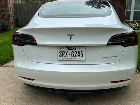 Used 2020 Tesla Model 3 Long Range AWD/4WD image 18