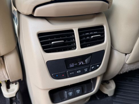 Used 2020 Acura MDX FWD w/ Technology Package image 9