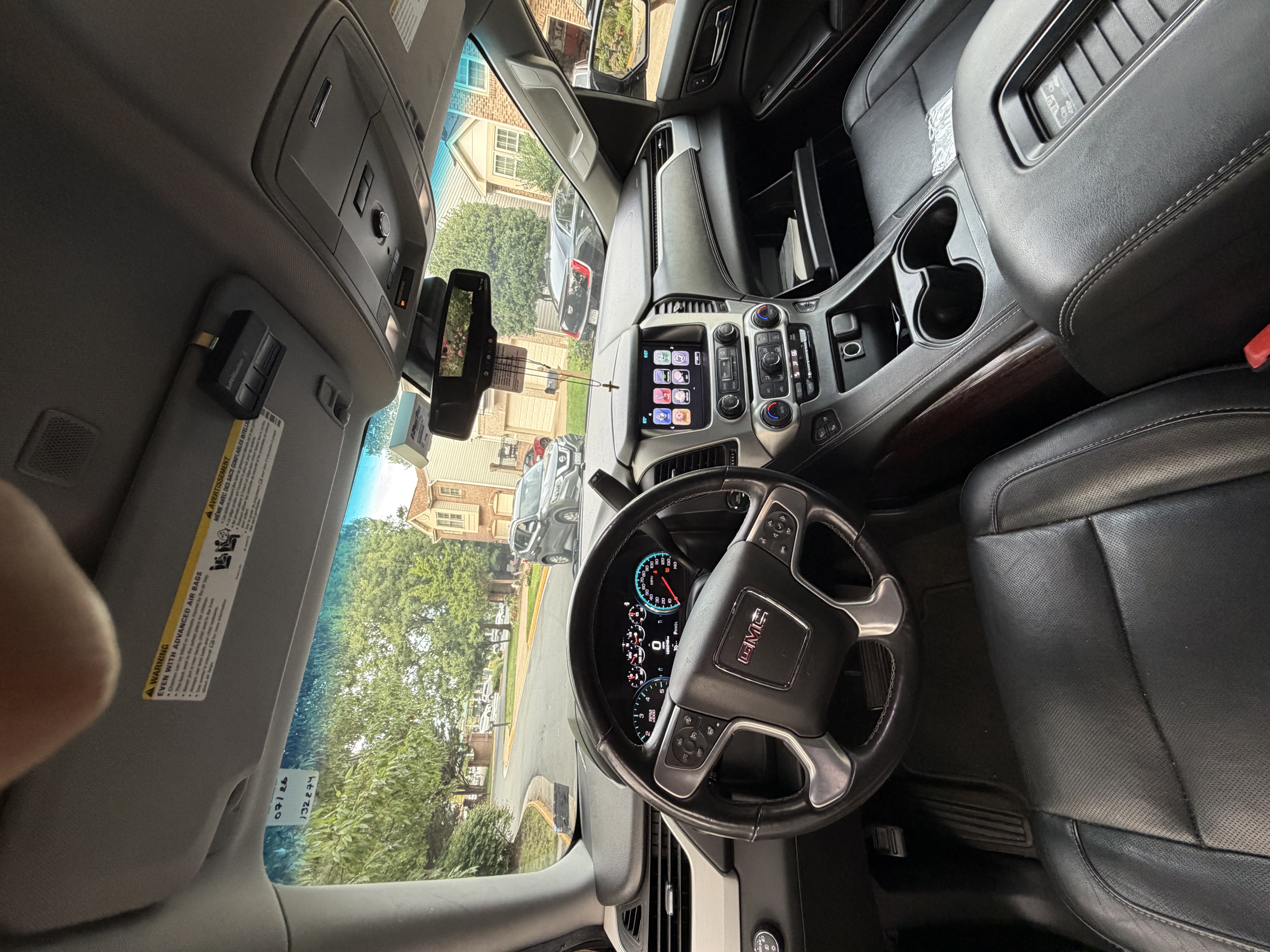 Used 2017 GMC Yukon XL SLT RWD image 14