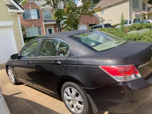 Used 2009 Honda Accord EX image 11
