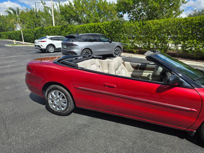 Used 2005 Chrysler Sebring Limited w/ Electronics Convenience Group