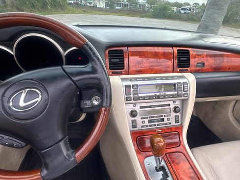 Used 2006 Lexus SC 430 Convertible RWD image 15