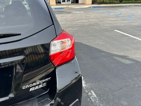 Used 2016 Subaru Crosstrek 2.0i Limited image 8