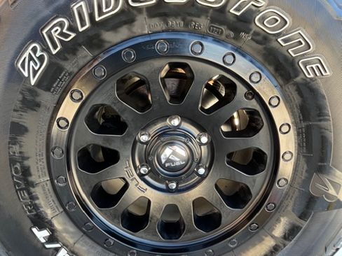 Used 2008 HUMMER H3 Alpha image 10