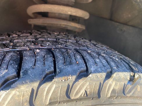 Used 2016 Chevrolet Traverse LT image 14