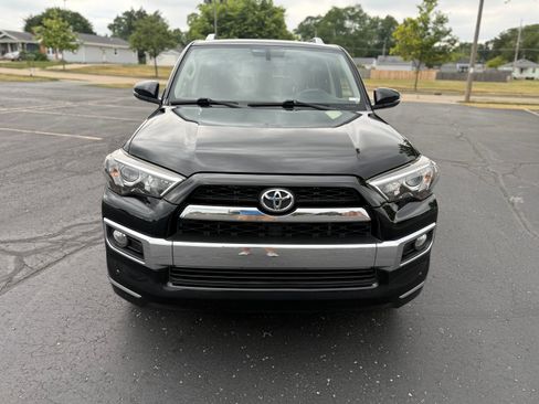 Used 2017 Toyota 4Runner Limited AWD/4WD image 9