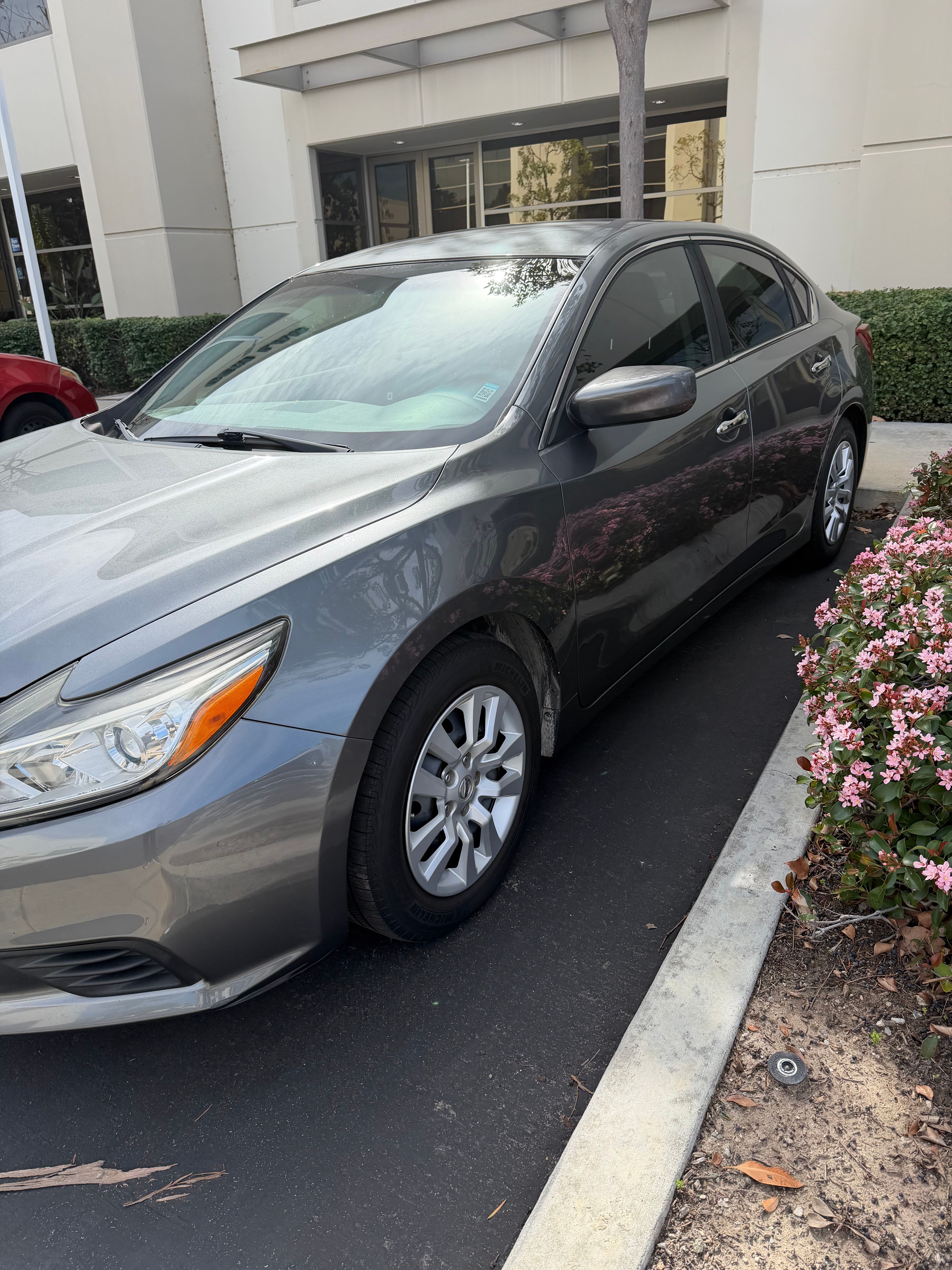 Used 2016 Nissan Altima 2.5 S w/ Power Driver Seat Package FWD image 1