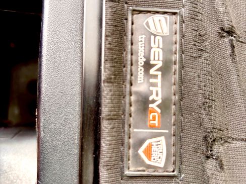 Used 2021 GMC Sierra 1500 SLT w/ SLT Premium Package AWD/4WD image 13