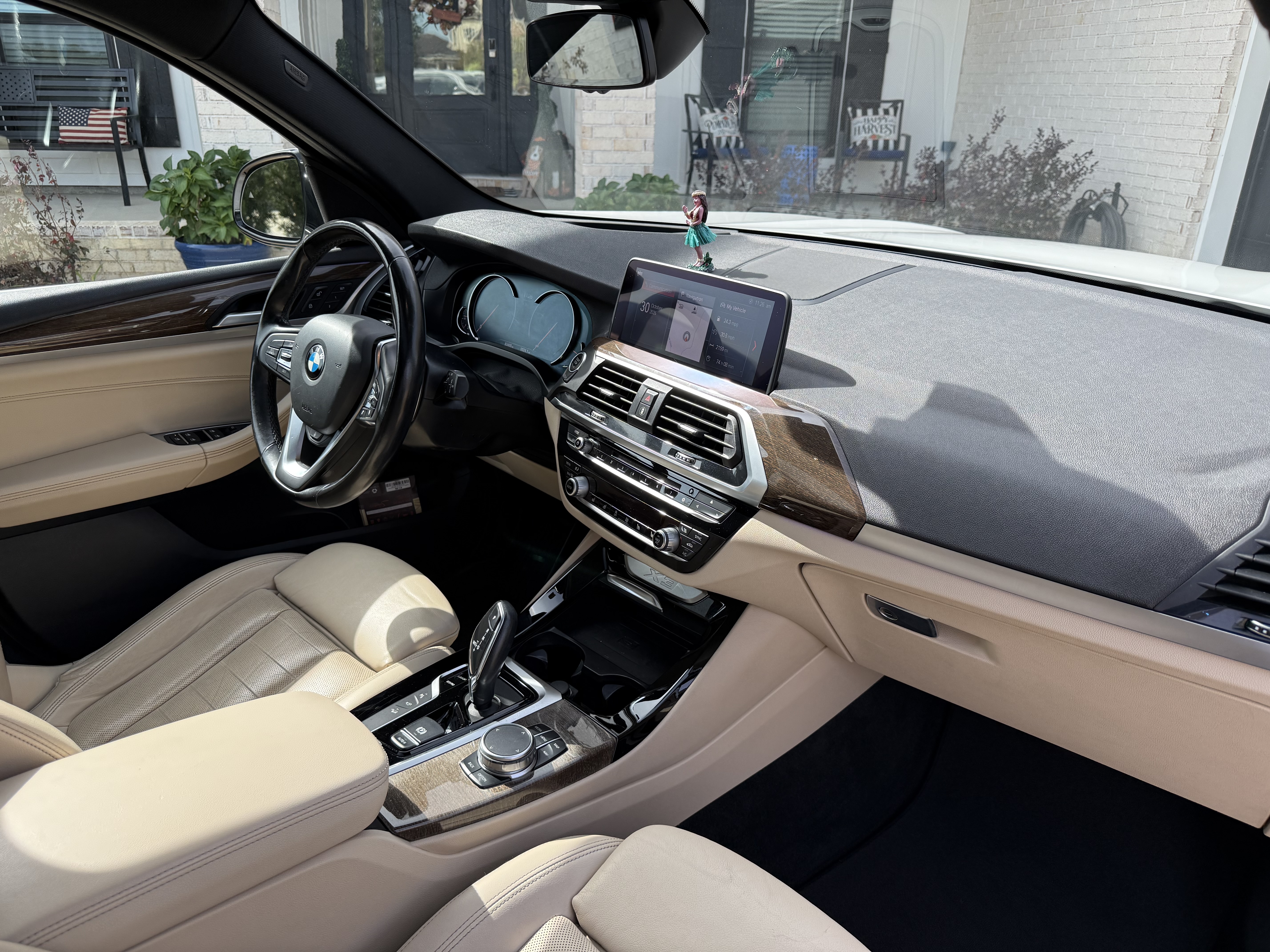 Used 2019 BMW X3 xDrive30i w/ Executive Package AWD/4WD image 10