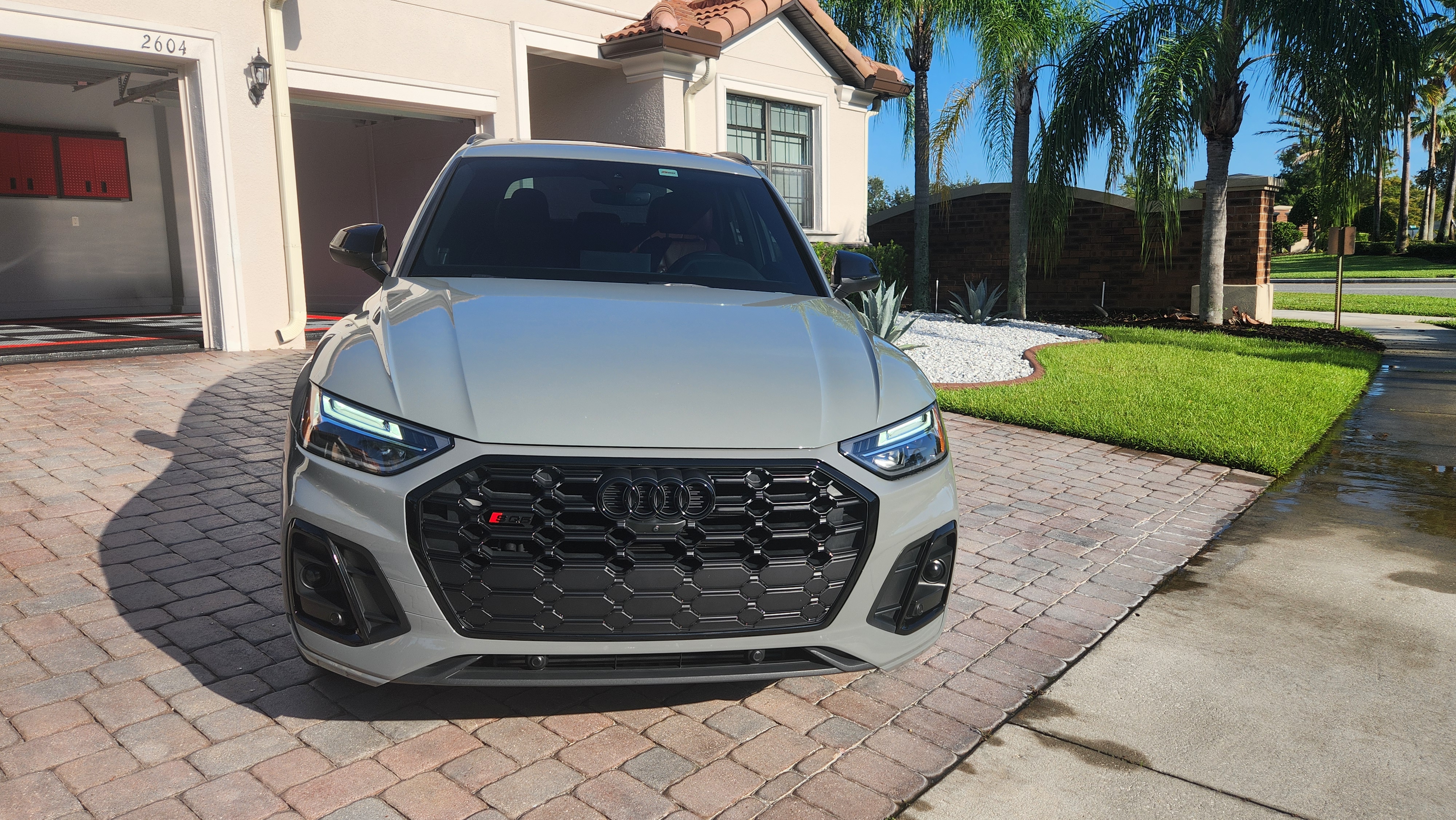 Used 2022 Audi SQ5 Premium Plus w/ Premium Plus Package AWD/4WD image 4