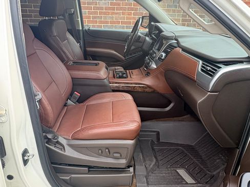 Used 2015 Chevrolet Tahoe LTZ AWD/4WD image 13