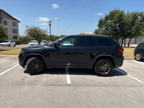Used 2016 Jeep Grand Cherokee Laredo 75th Anniversary RWD image 5