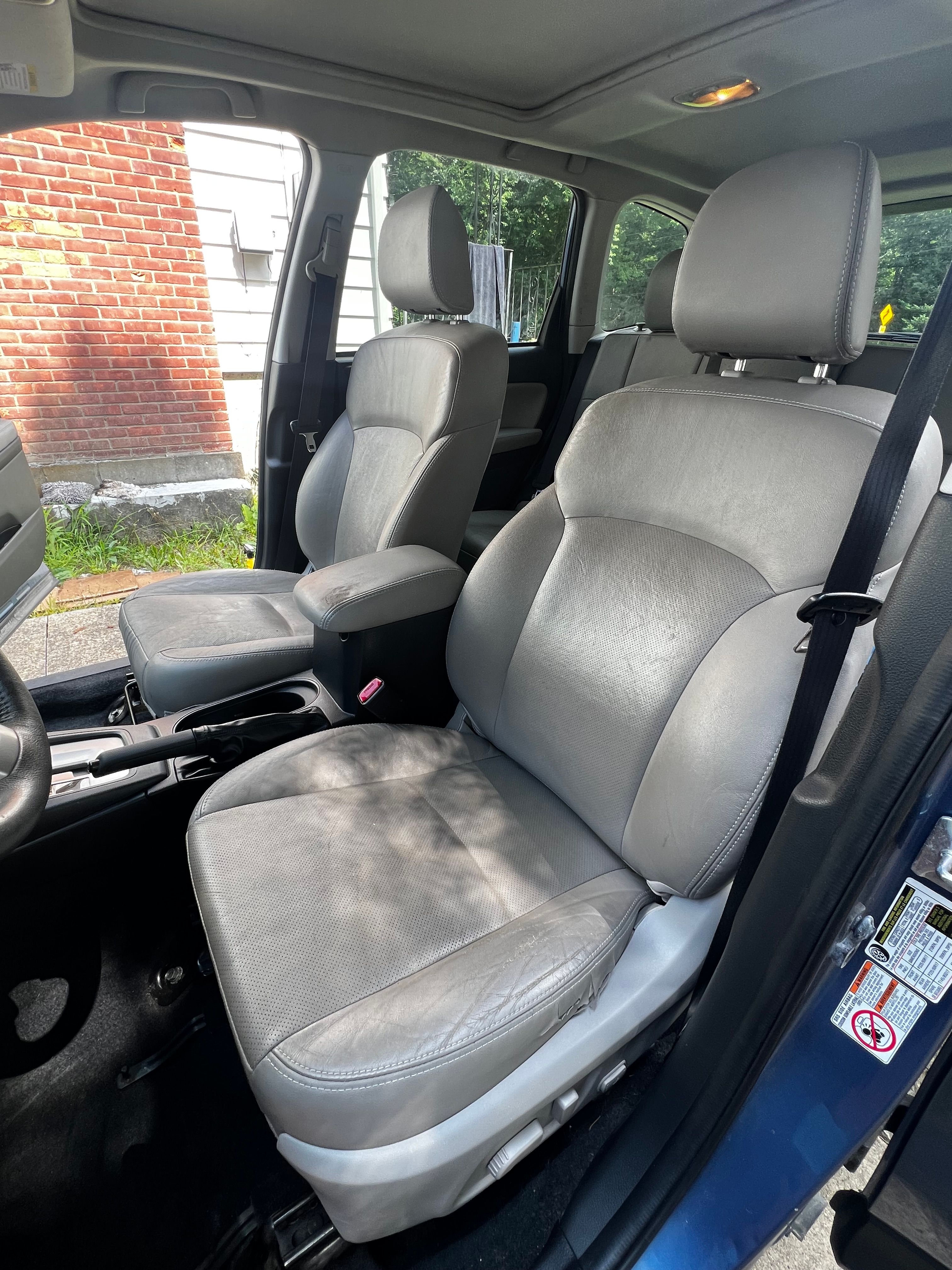 Used 2015 Subaru Forester 2.5i Limited AWD/4WD image 6