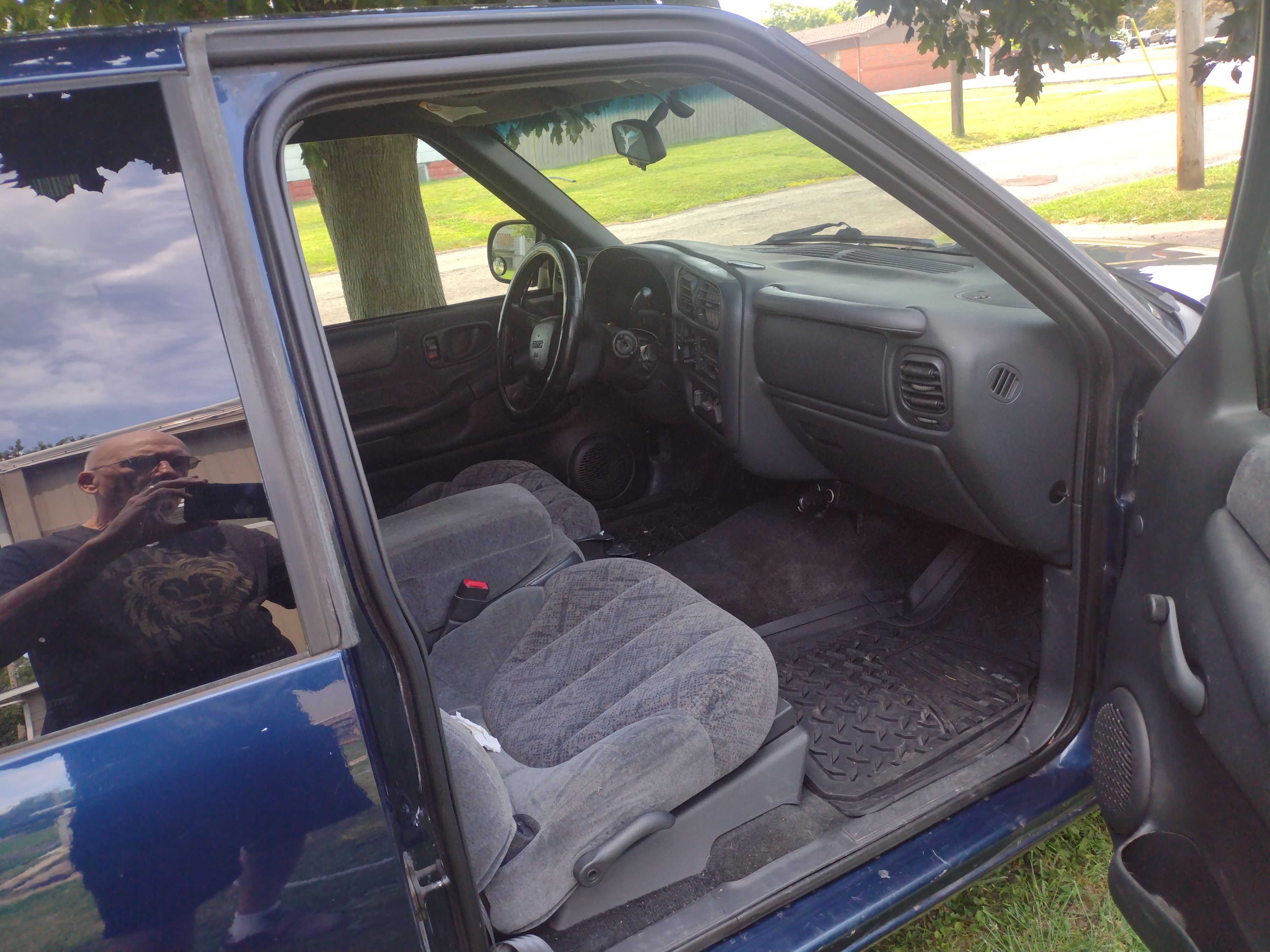 Used 2001 GMC Sonoma SLS w/ Super Spec Pkg 3 RWD image 5