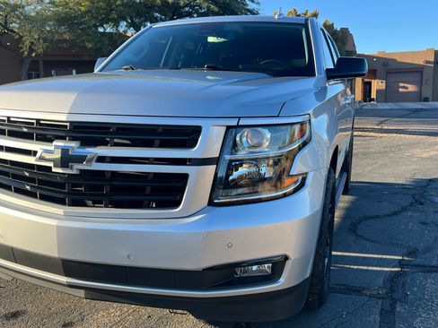 Used 2020 Chevrolet Tahoe Premier image 2