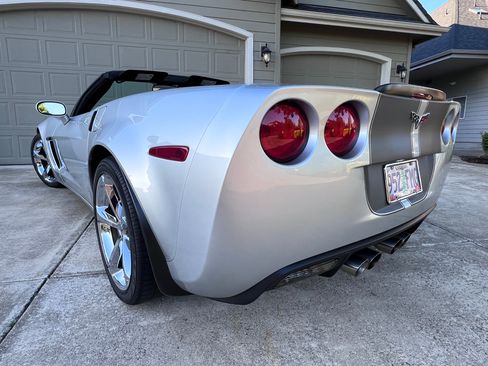 Used 2012 Chevrolet Corvette Grand Sport w/ 3LT Preferred Equipment Group RWD image 1