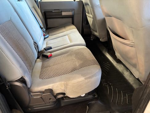 Used 2014 Ford F250 XLT image 16