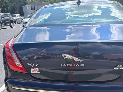 Used 2015 Jaguar XJ L Portfolio AWD/4WD image 1
