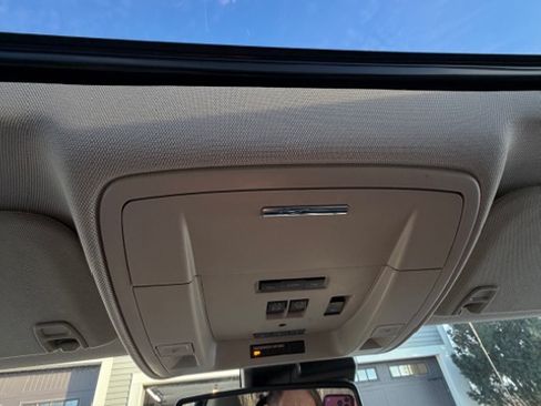 Used 2016 GMC Sierra 1500 Denali w/ Enhanced Driver Alert Package image 16