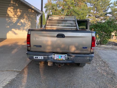 Used 2003 Ford F350 Lariat AWD/4WD image 6
